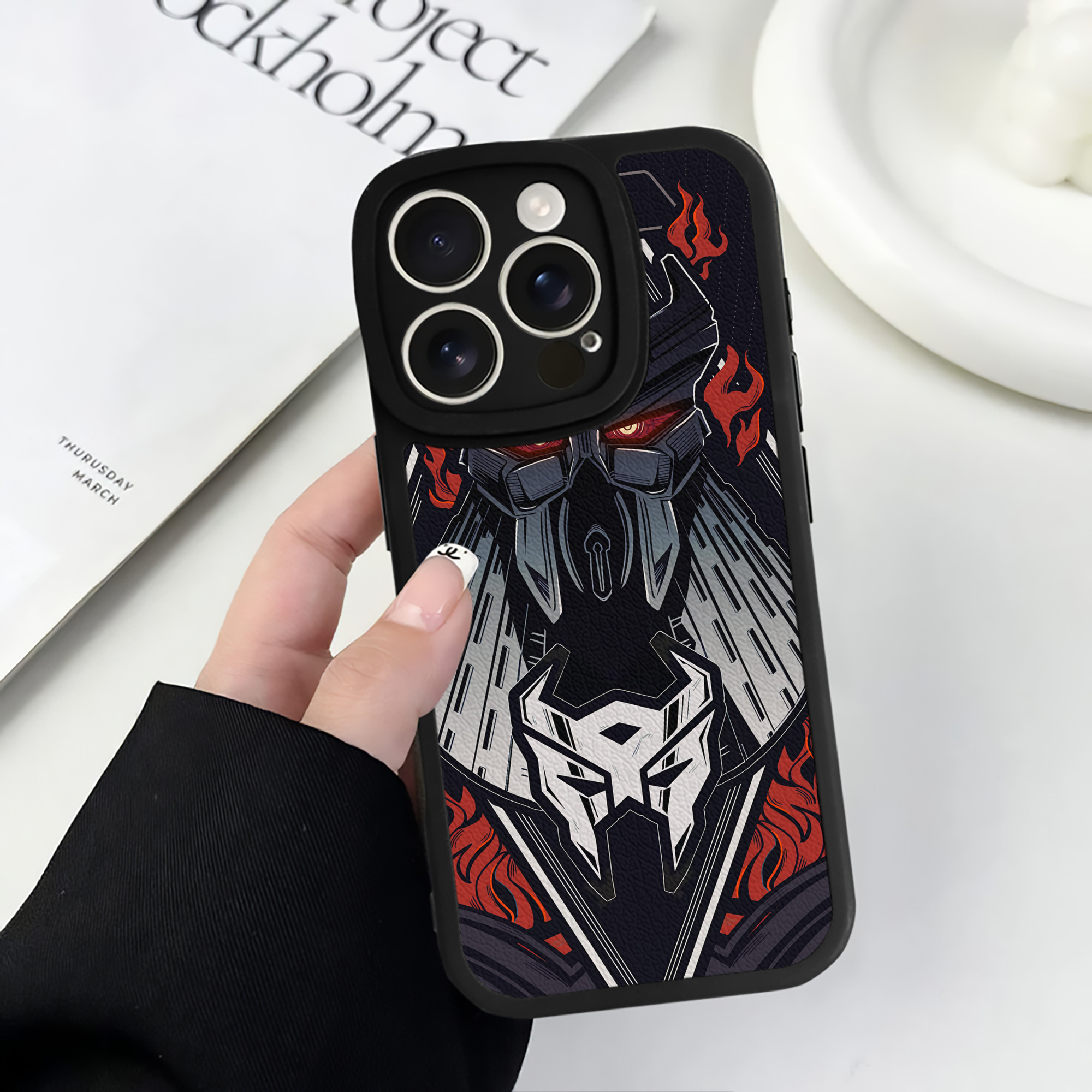 （画像用） Transformers トランスフォーマー 【iPhone 16シリーズ対応】シリコンスマホケース（レザー調） 材質：シリコン
